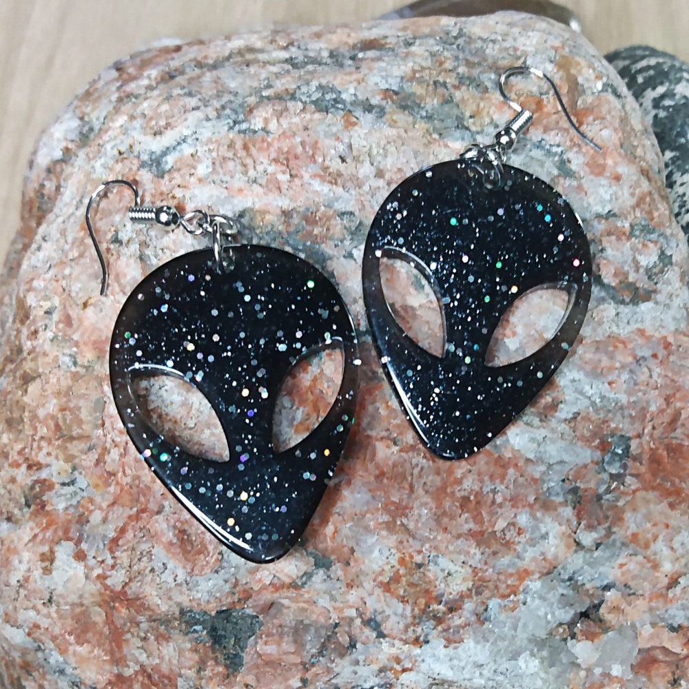 Black Alien Head Earrings